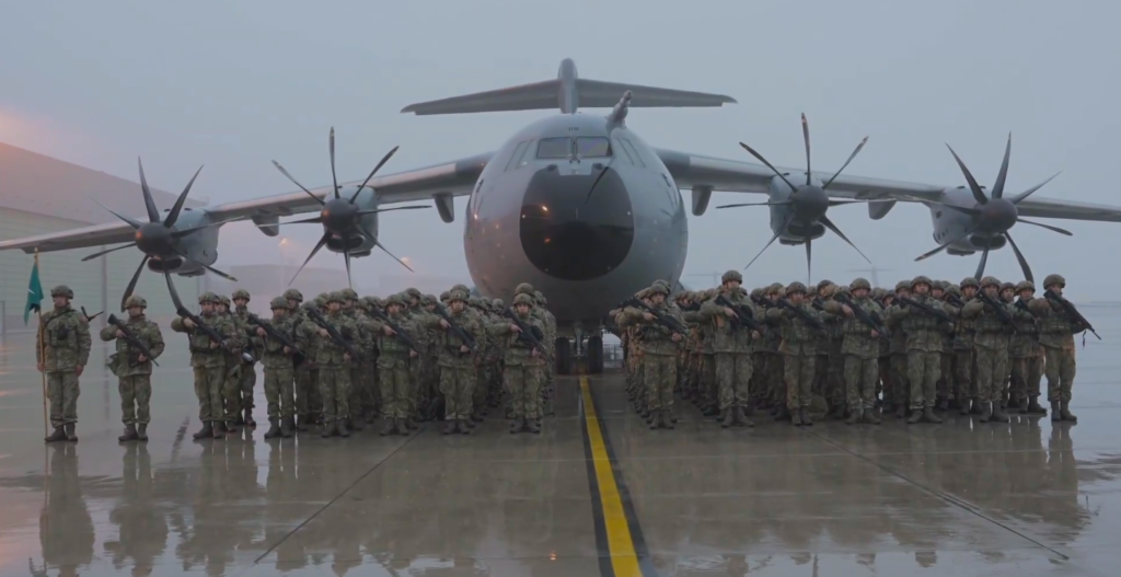 Türk Ordusundan Tarihi Sevkiyat: Zırhlı Birlikler NATO için TCG ANADOLU ile Almanya’da