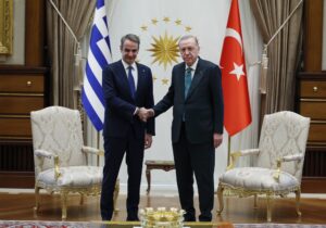 Atina’dan “Türkiye Şartı” Hamlesi: Silah Sözleşmelerine Özel Madde Geliyor