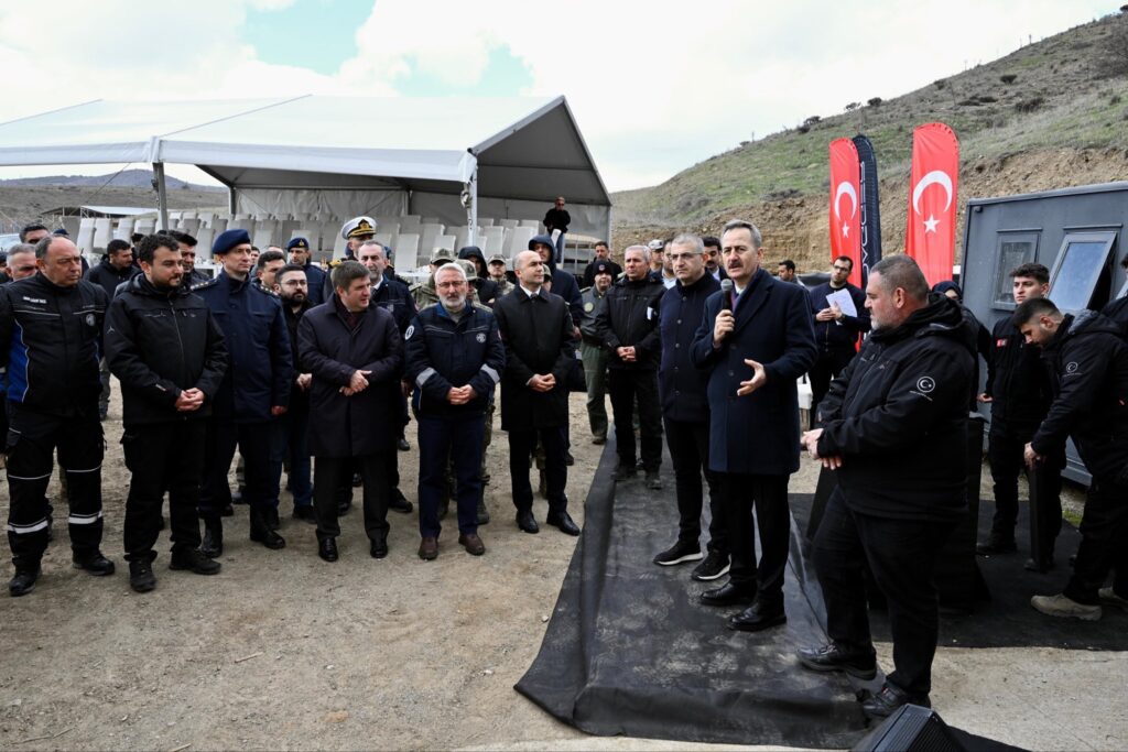 Savunma Sanayii Başkanı Haluk Görgün, Sky Dagger gösterimini yerinde takip etti